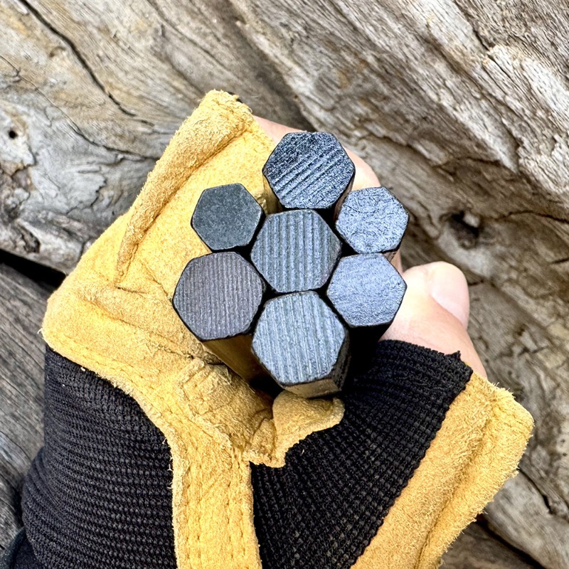 عصا صوان ماغنيسيوم سداسية الشك - مراجعة Fire Starting Kit وسعره